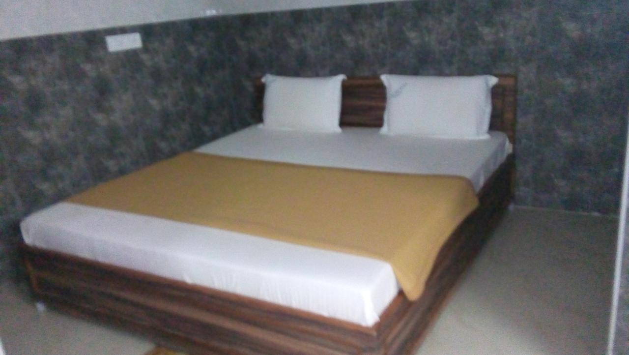 C.M. Hotel Pennagaram Εξωτερικό φωτογραφία